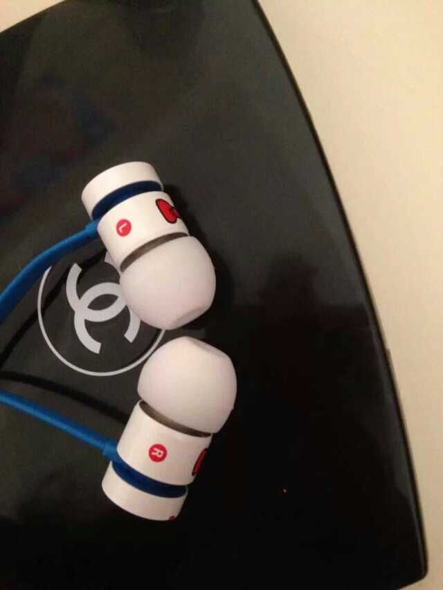 urBeats Hello Kitty Special Edition